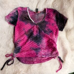 Hot Kiss Tie-Dye Pink and Black Short Sleeve Top